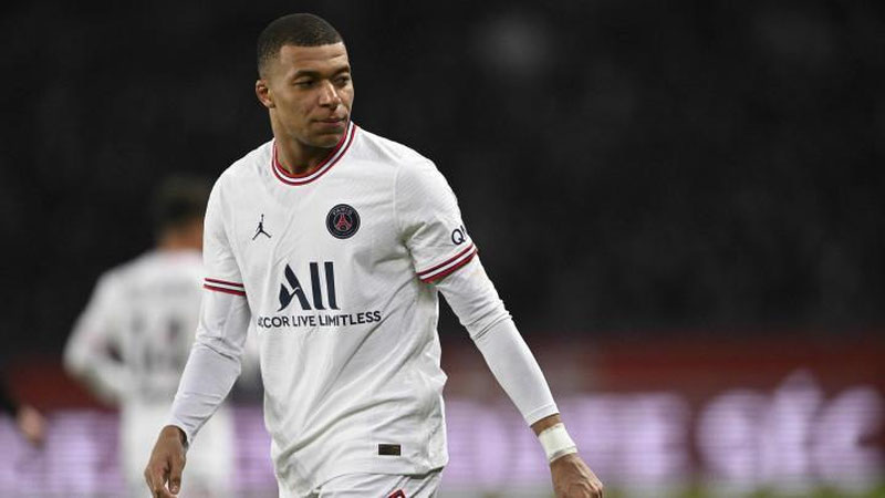 'Mbappe "PSJ" taklif qilgan ulkan taklifni rad etmoqda'ning rasmi