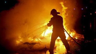 'Samarqanddagi  ikki qavatli savdo markazida  yong`in chiqdi'ning rasmi