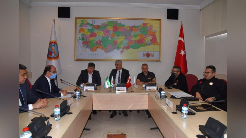 'Фарғонада Туркия полициясининг илғор наъмуналари ўзлаштирилмоқда'ning rasmi