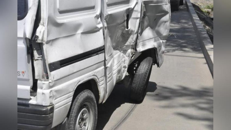 'Surxondaryoda piyodalarni urib yuborgan xaydovchi voqea joyidan qochib ketdi. Tibbiy yordam vaqtida ko`rsatilmagani sabab jabrlanuvchilar vafot etdi'ning rasmi