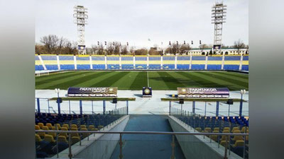 'Prezident test sinovlarini Toshkent va Nukus shaharlari, viloyat markazlaridagi stadionlarda o`tkazish topshirig`ini berdi'ning rasmi