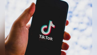 'TikTok Россияда жонли эфир ва контентни нашр қилишни тўхтатади'ning rasmi