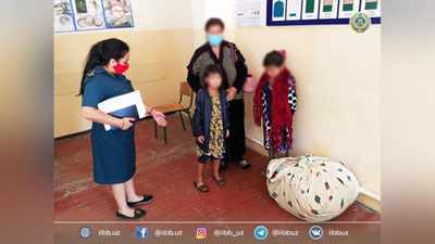 'Yunusobod tumani IIO FMB xodimlari og`ir sharoitda qolgan ayollarga yordam ko`rsatishmoqda'ning rasmi