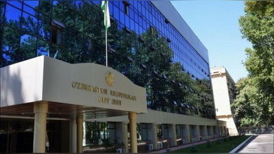 'Oliy sud XTVning Q. Dusovga nisbatan da`vo arizasi bo`yicha fuqarolik ishi yuzasidan OAVda taxminiy munosabatlarni e`lon qilmaslik bo`yicha jurnalistlarni ogohlantirdi'ning rasmi