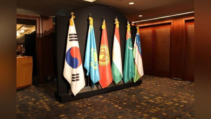 Изрображение 'ДЕЛЕГАЦИЯ МИД УЗБЕКИСТАНА ОТПРАВЛЯЕТСЯ В СЕУЛ'