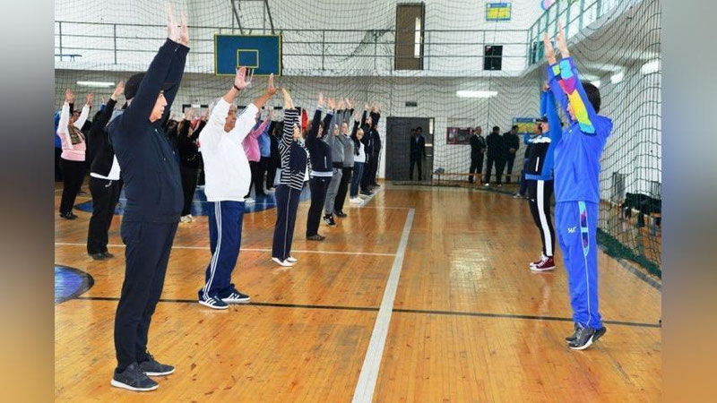 '1 avgustdan O`zbekistonda aholining jismoniy tayyorgarlik darajasi yangicha tizimda baholanadi'ning rasmi