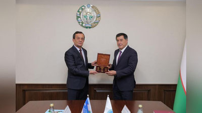 'ShHT bosh kotibi Markaziy saylov komissiyasiga tashrif buyurdi'ning rasmi