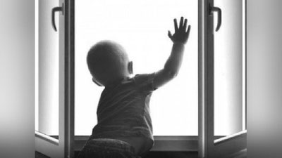 'Rossiyada o`zbekistonlik 3 yoshli go`dak 6-qavatdan qulab tushib halok bo`ldi'ning rasmi