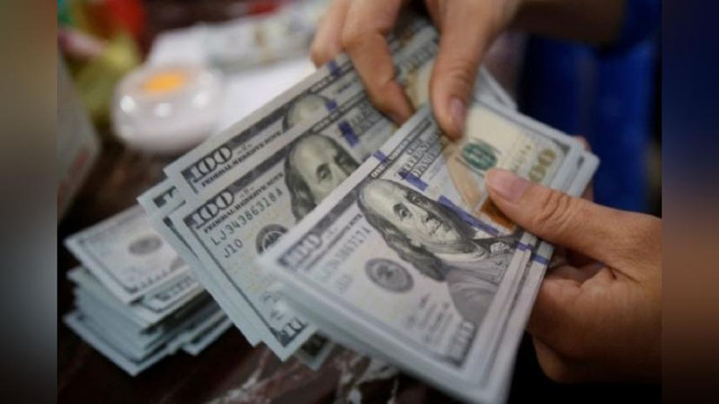 'O`zbekistonda dollarning rasmiy kursi uchinchi kun pastladi'ning rasmi