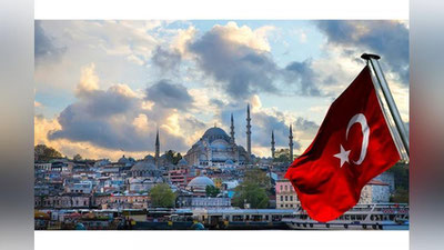'Turkiya sayyohlar uchun chegaralarni ochdi'ning rasmi