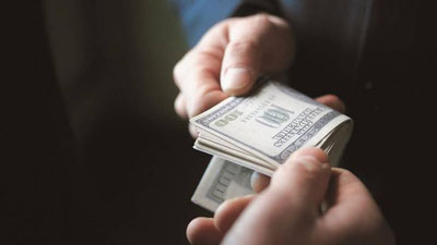 'Buxoroda maktab-internatning mas`ul xodimi korrupsion harakat ustida qo`lga olindi'ning rasmi