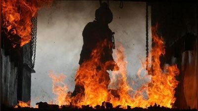 'Самарқандда йўлнинг юзидаги дўкон ёниб кетди'ning rasmi