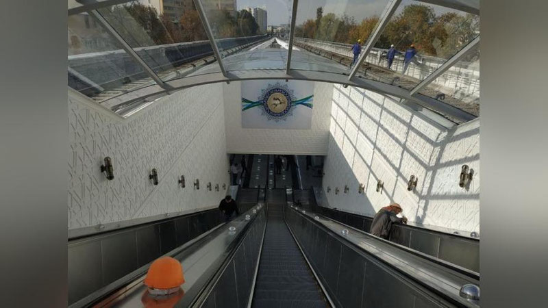 Изрображение 'В сети появились фото новой станции метро "Ахангаран"'