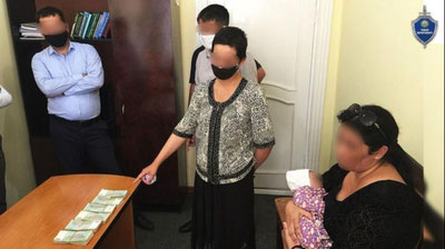 'Navoiyda 23 kunlik chaqalog`ini 3 million so`mga sotayotgan 22 yoshli samarqandlik ayol qo`lga olindi'ning rasmi