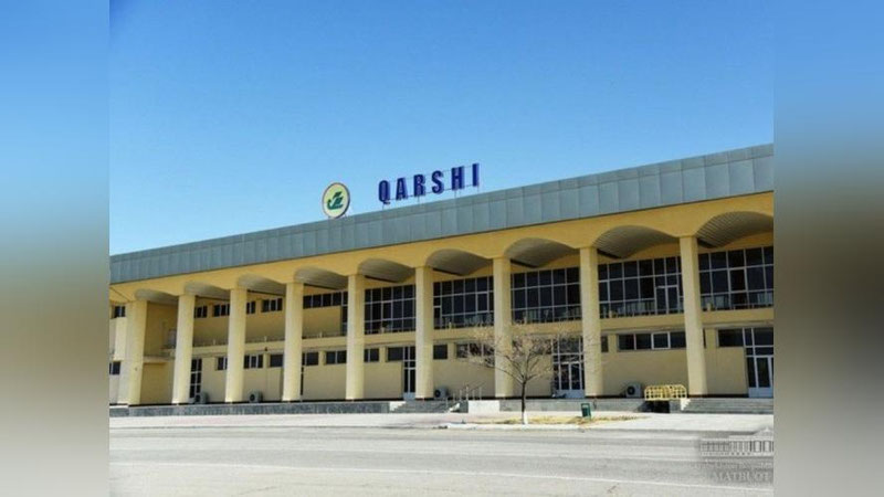 'Qarshi aeroporti yana o`z faoliyatini boshladi'ning rasmi