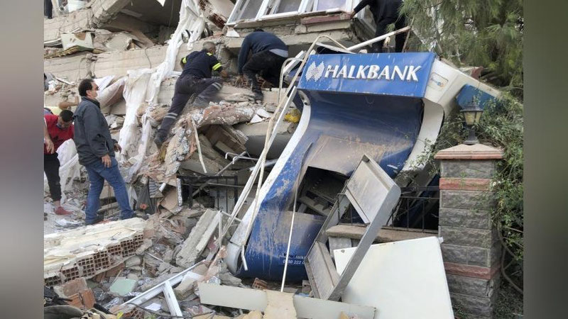 'Suriyaliklar Turkiyadagi zilzila yuz bergan hududlarda talonchilik qilayotgani aytilmoqda'ning rasmi