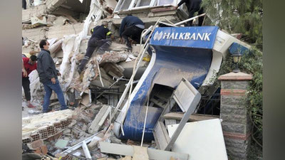 'Suriyaliklar Turkiyadagi zilzila yuz bergan hududlarda talonchilik qilayotgani aytilmoqda'ning rasmi