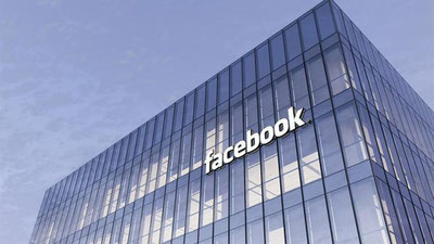 Изрображение 'Названа новая версия причины масштабного сбоя в работе Facebook и WhatsApp'