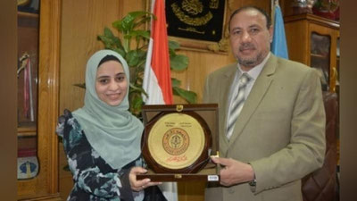 'Мисрлик хаттот талаба қиз Қуръонни тўлиқ кўчирди'ning rasmi