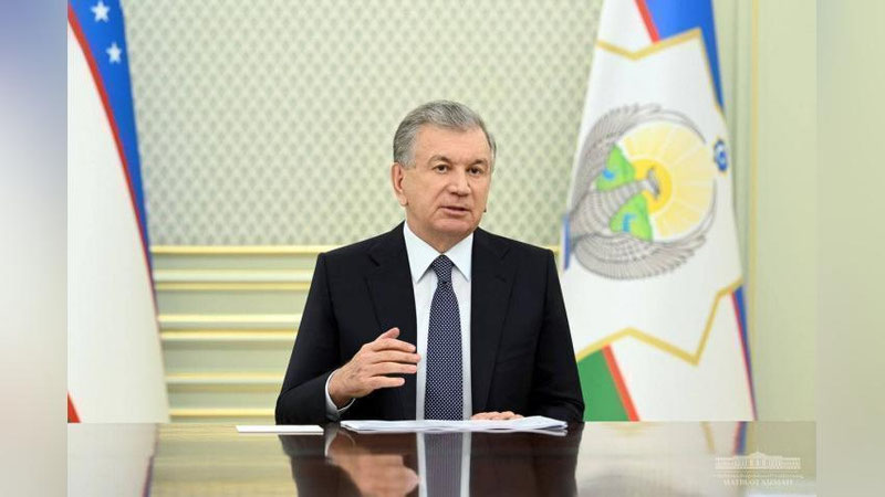 'Президент Тошкент халқаро инвестиция форумига тайёргарлик масалалари юзасидан йиғилиш ўтказди'ning rasmi