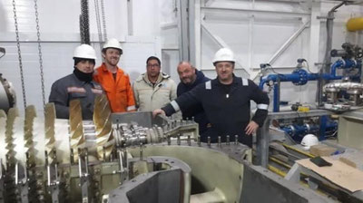 '“Ўзбекнефтгаз”  “Учқир” сиқув компрессор станциясидаги таъмирлаш ишларига Германия ва Сингапур компаниялари мутахассисларини жалб этди'ning rasmi