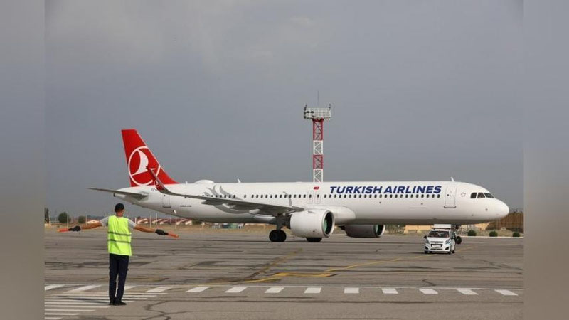 '"Йўловчиларга иссиқ овқат ва кутиш учун шароит қилиб берилди". Тошкентдан Истанбулга режалаштирилган рейс бир суткадан кўпга кечиктирилди'ning rasmi