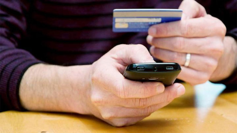 'Томорқа эгаларининг маълумотлари “Agroonline” электрон базасига киритилмоқда'ning rasmi