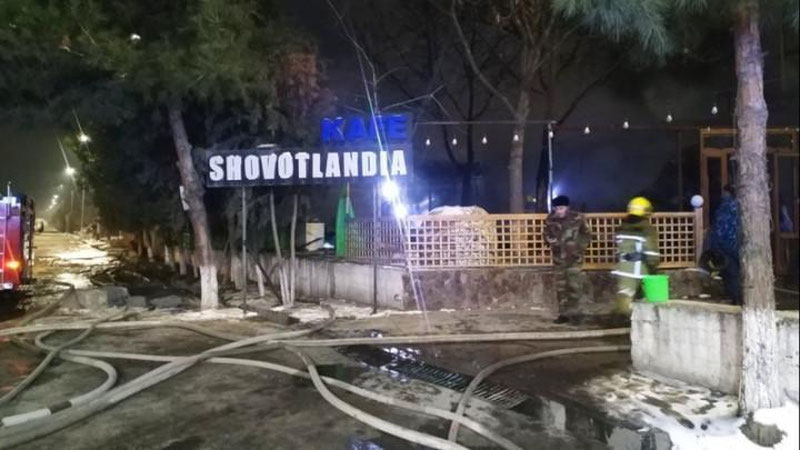 'Chilonzordagi kafe yong`inida halok bo`lgan 5 kishining shaxsi ma`lum qilindi. Ularning uch nafari ayollar'ning rasmi