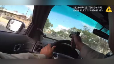 Изрображение 'ВИДЕО: ПОЛИЦЕЙСКИЙ ОСТАНОВИЛ ПРЕСТУПНИКОВ ВЫСТРЕЛАМИ ЧЕРЕЗ ЛОБОВОЕ СТЕКЛО'