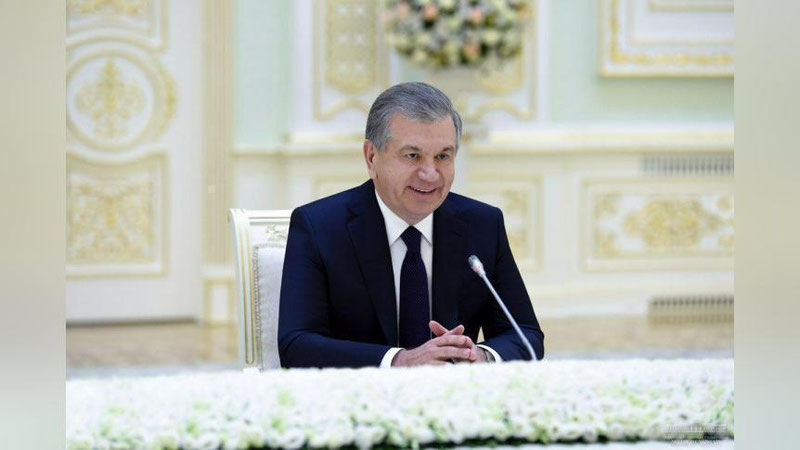 '“O`zbekni bilay desang, Andijonga avval boq!” – Prezident Abdulla Oripov she`ridan parcha o`qidi'ning rasmi