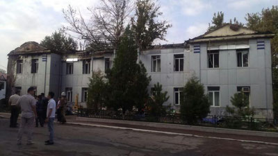 Изрображение 'В Алмалыке утром тушили крупный пожар (видео)'