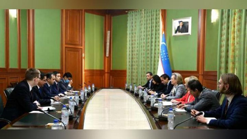 'Tashqi ishlar vaziri o`rinbosari YXHT Parlament Assambleyasi raisi bilan uchrashdi'ning rasmi