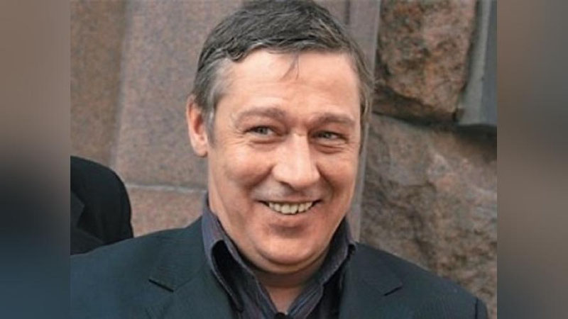 Изрображение 'Актеру Михаилу Ефремову грозит 12 лет тюрьмы за пьяное ДТП со смертельным исходом (видео)'