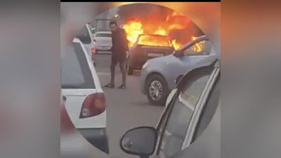 'Toshkentda harakatlanib ketayotgan “Audi” yonib ketdi (video)'ning rasmi
