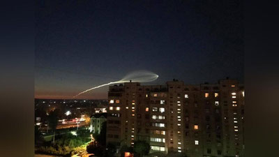 Изрображение 'ТАШКЕНТЦЕВ ЗАИНТРИГОВАЛ ПРОЛЕТАЮЩИЙ НАД ГОРОДОМ СВЕТЯЩИЙСЯ ОБЪЕКТ (ФОТО, ВИДЕО)'