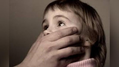 Изрображение 'В Хорезме учителю, совершавшему развратные действия в отношении девочек, дали пять суток ареста'