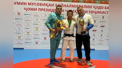 'Chiroqchilik sportchi Tojikiston Prezidenti kubogi sohibi bo`ldi'ning rasmi