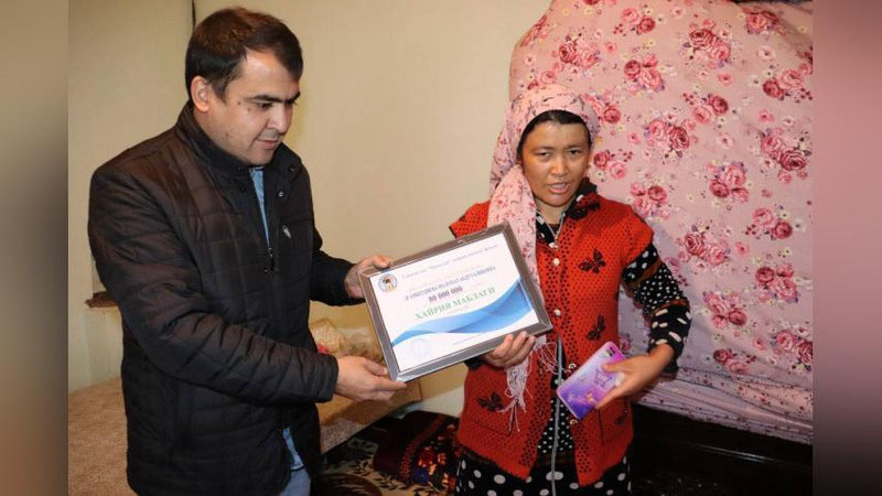 'Қуйи Чирчиқда 1 ёшли боланинг операцияси учун 80 миллион сўм ажратилди'ning rasmi