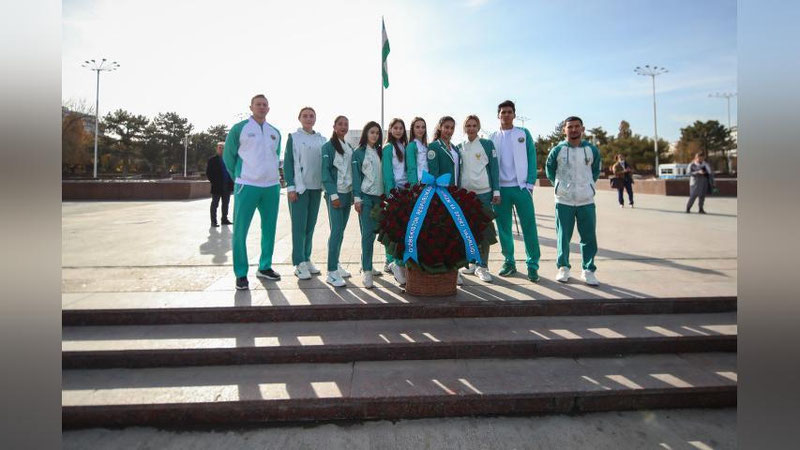 'Бағрикенглик ҳафталиги: Тошкентда гул қўйиш маросими бўлиб ўтди'ning rasmi