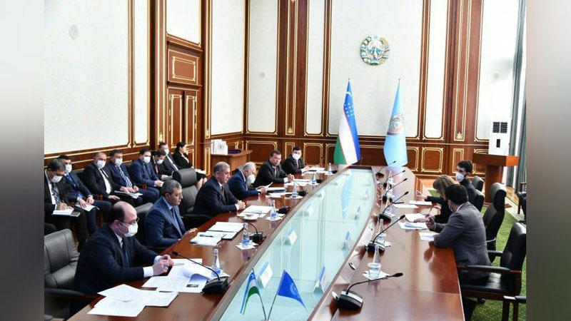 'Бош прокурор БМТнинг махсус маърузачиси билан  учрашди'ning rasmi