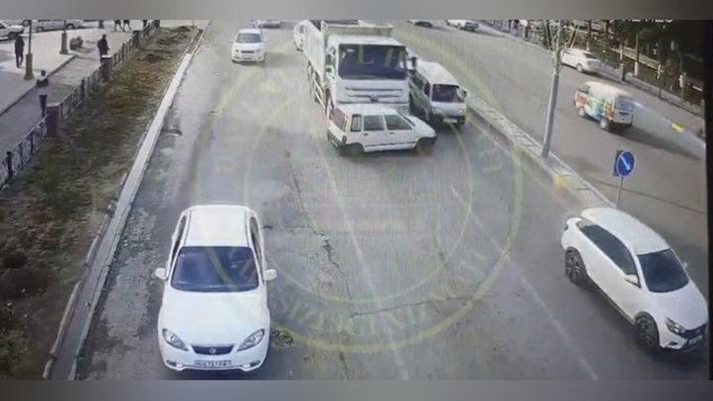 'ЙТҲ: Қашқадарёда "Howo"  "Tico" ни судраб кетди   'ning rasmi