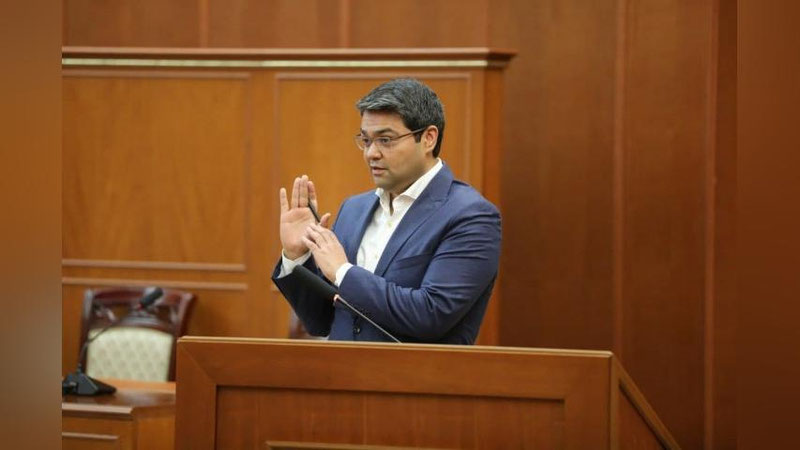 'Қашқадарё ва Фарғона вилоятларида қуёш электр станцияларини қуриш бўйича тендер эълон қилинади'ning rasmi