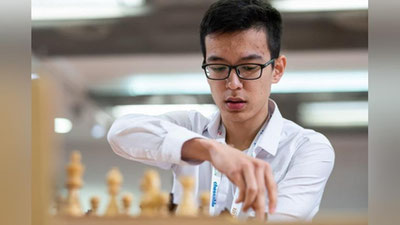 'Президент жаҳон чемпионига айланган Нодирбек Абдусатторовни табриклади'ning rasmi