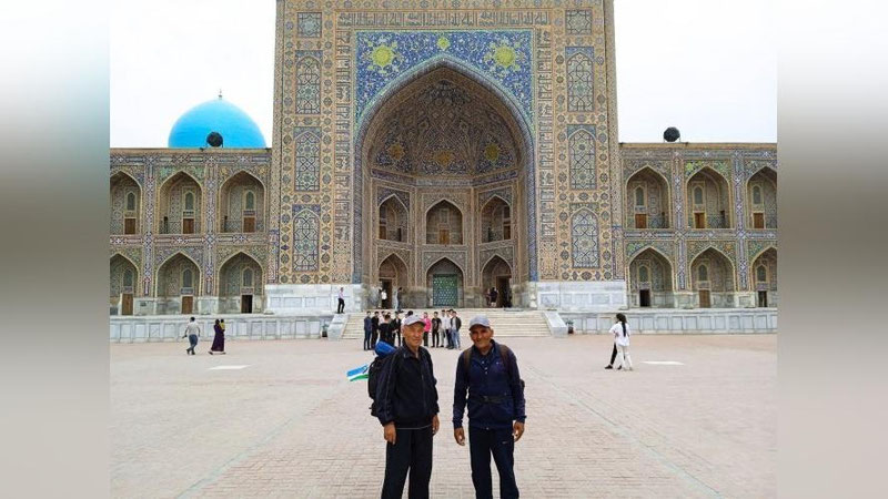 'Икки отахон 600 км масофани пиёда босиб ўтишди'ning rasmi