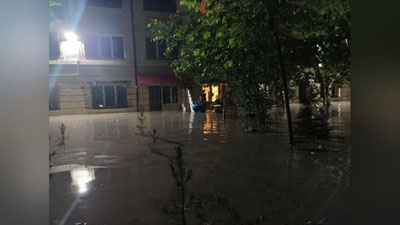 'Ёғингарчилик сабаб Самарқанд кўчаларини сув босди (фото)'ning rasmi