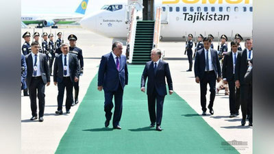 'Шавкат Мирзиёевнинг таклифига биноан Тожикистон Президенти расмий ташриф билан Ўзбекистонга келди (фото)'ning rasmi