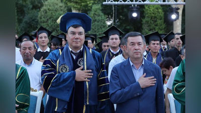 '“Ипак йўли” халқаро туризм ва маданий мерос университетининг илк битирувчиларига дипломлар топширилди (фото)'ning rasmi