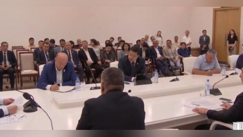 'Ortiqxo`jaev Toshkent shahar Jamoatchilik kengashi a`zoligiga bir qator blogerlarni taklif qildi'ning rasmi