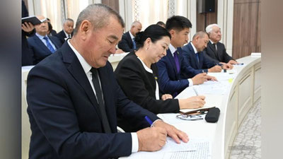 'Qoraqalpog`istonda xalqaro va ichki avtomobil yo`llarini rivojlantirish bo`yicha alohida dastur ishlab chiqiladi'ning rasmi