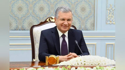 'Shavkat Mirziyoev Saudiya Arabistoni Podshohligi haj va umra ishlari vaziri Tavfiq bin Favzon ar-Rabiya boshchiligidagi delegasiyani qabul qildi'ning rasmi